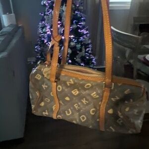 Vintage dooney and Bourke